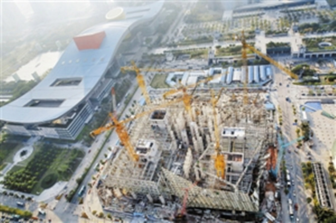 俯瞰正在施工中的“兩館”。