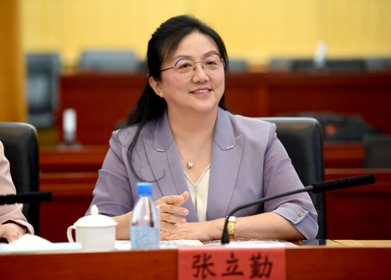 張立勤-政協常委.jpg