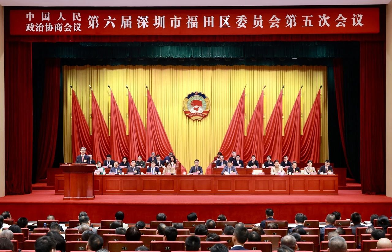 兩會(huì)圖片1.jpg